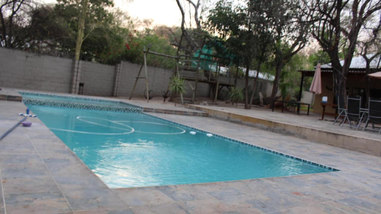 Rivermews Hotel And Spa Maun Exterior photo